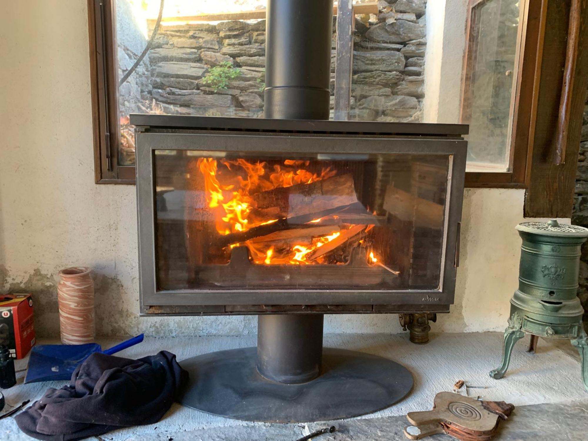 Gîte paisible au cœur des montagnes à Nohèdes Esterno foto